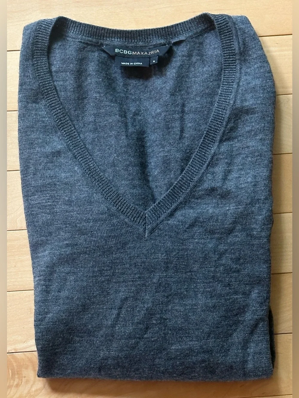 BCBGMaxAzria • 100% merino wool • v-neck sweater • charcoal gray • small